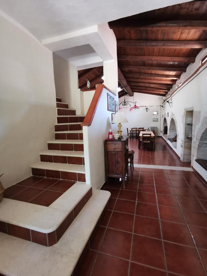 Masseria Tarantini กาสเตล เดล มอนเต ภายนอก รูปภาพ